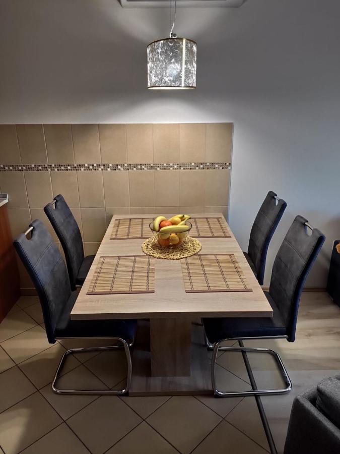 Holiday Apartman Sárvár Exterior foto